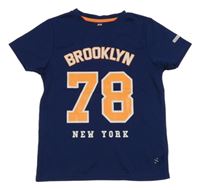 Tmavomodré sportovní tričko s číslem a nápisem H&M