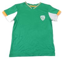 Zeleno-bílo-oranžové sportovní tričko s míčem Dunnes