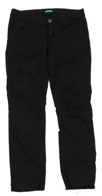 Černé skinny plátěné kalhoty s dírami Benetton