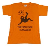 Oranžové tričko s fotbalistou