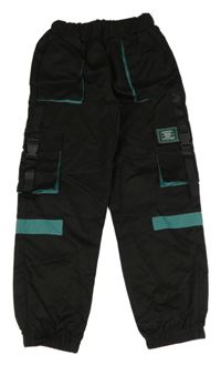 Černé outdoorové kalhoty s kapsami 