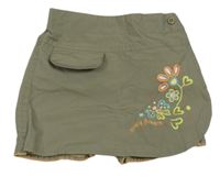 Khaki plátěné sukňové kraťasy s květinou 